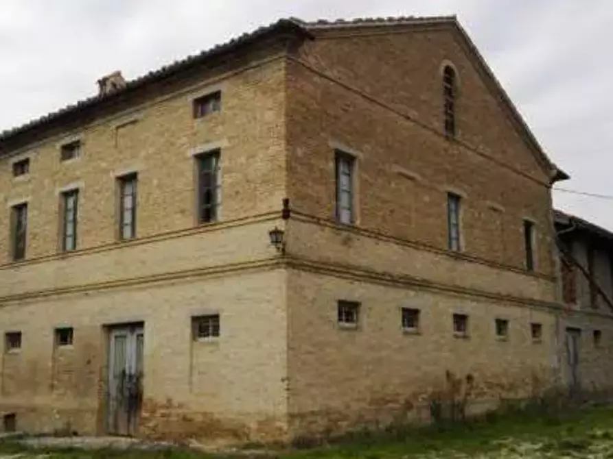 casa indipendente in vendita a Montecassiano in zona Valle Cascia
