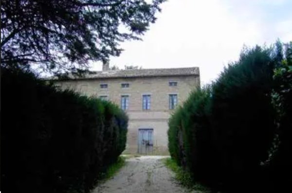 casa indipendente in vendita a Montecassiano in zona Valle Cascia