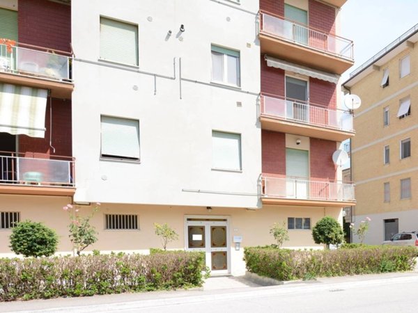 appartamento in vendita a Montecassiano in zona Sambucheto