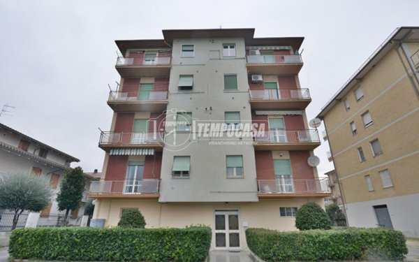 appartamento in vendita a Montecassiano in zona Sambucheto