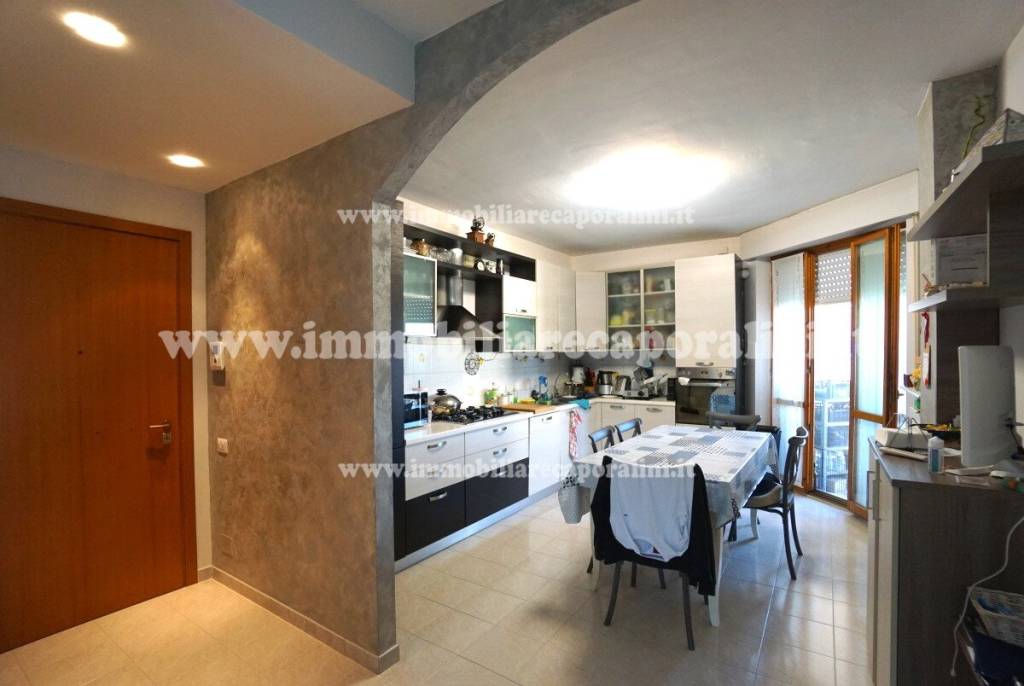 appartamento in vendita a Montecassiano in zona Sambucheto