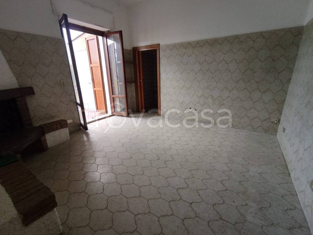 casa indipendente in vendita a Montecassiano in zona Sambucheto