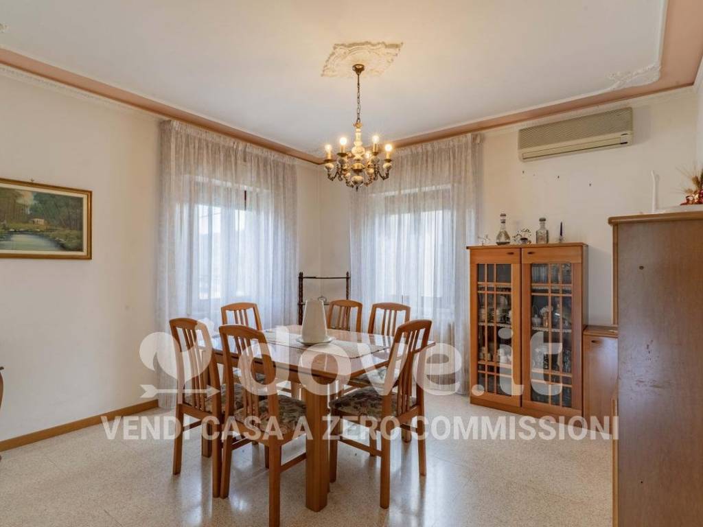 casa indipendente in vendita a Montecassiano in zona Sant'Egidio
