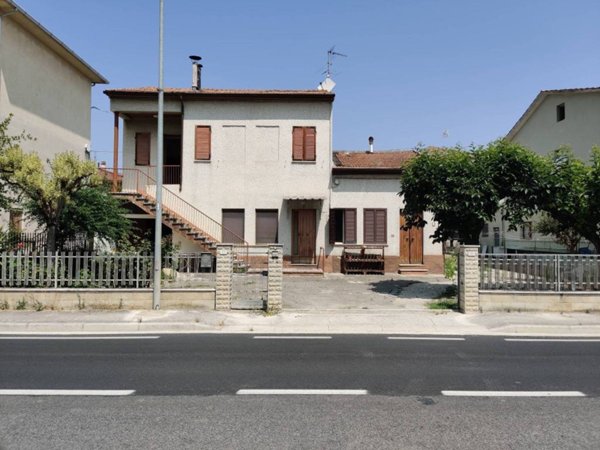 casa indipendente in vendita a Montecassiano in zona Sant'Egidio