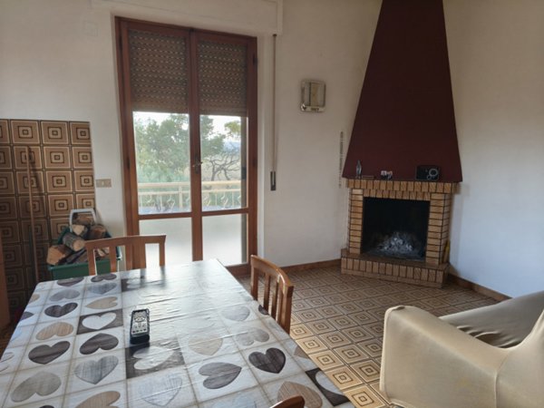 casa indipendente in vendita a Montecassiano