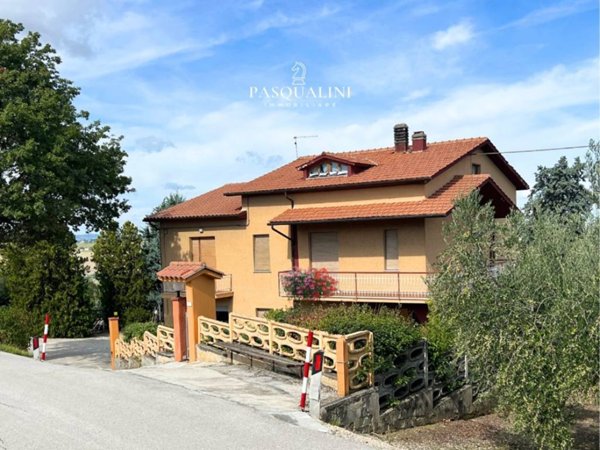 casa indipendente in vendita a Montecassiano