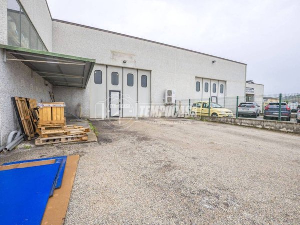 casa indipendente in vendita a Montecassiano