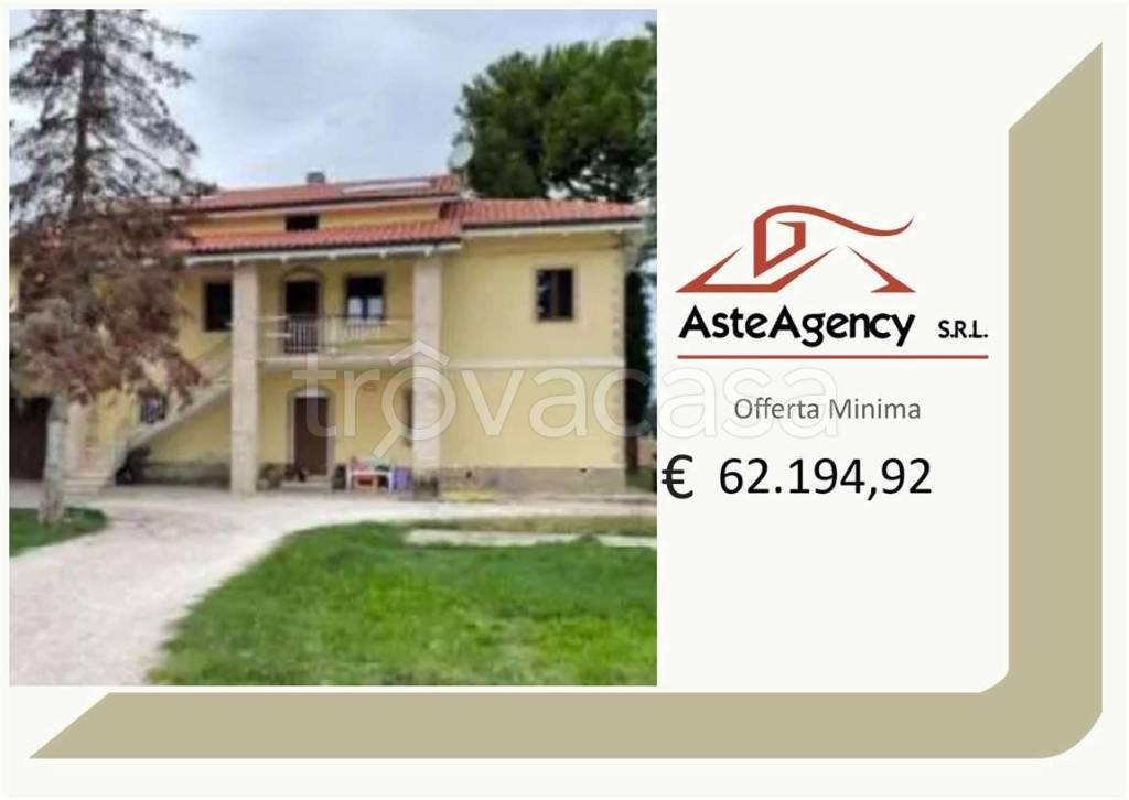 appartamento in vendita a Montecassiano in zona Valle Cascia