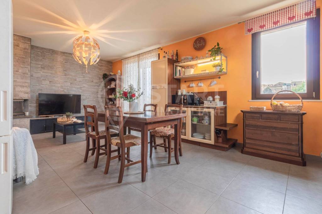 casa indipendente in vendita a Montecassiano