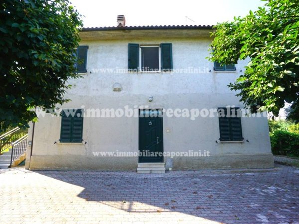 casa indipendente in vendita a Montecassiano
