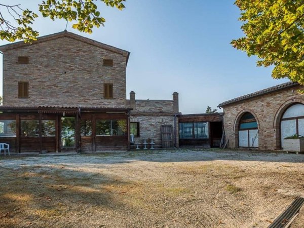 casa indipendente in vendita a Montecassiano