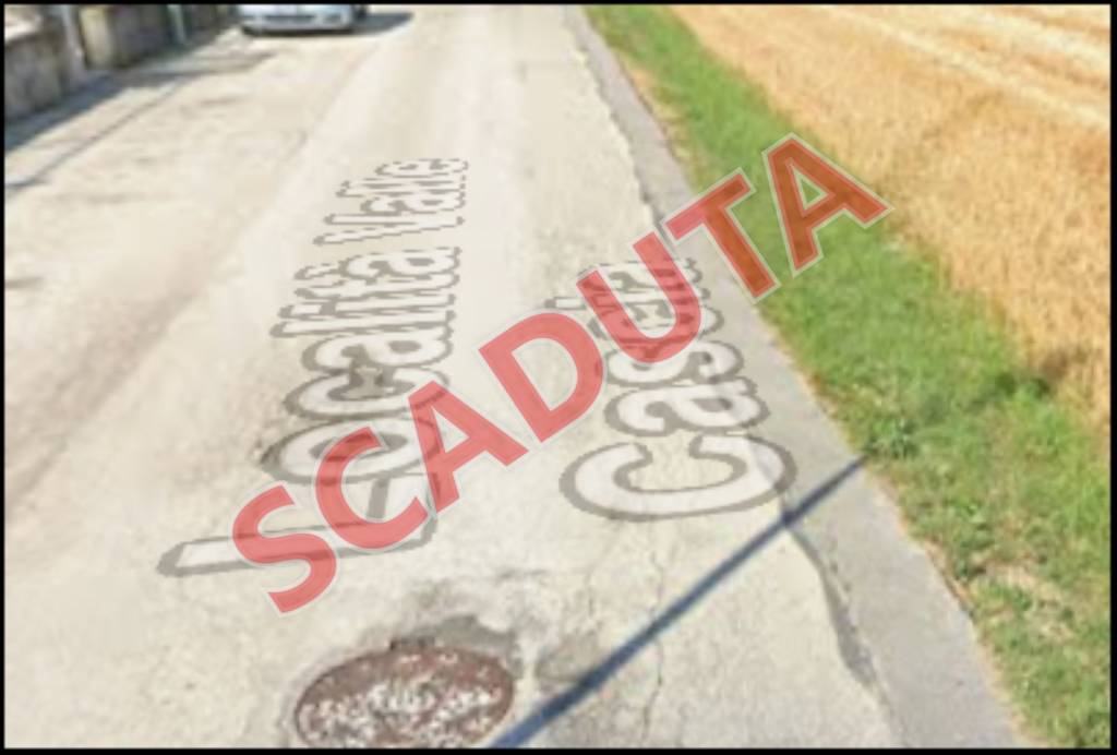 appartamento in vendita a Montecassiano in zona Valle Cascia