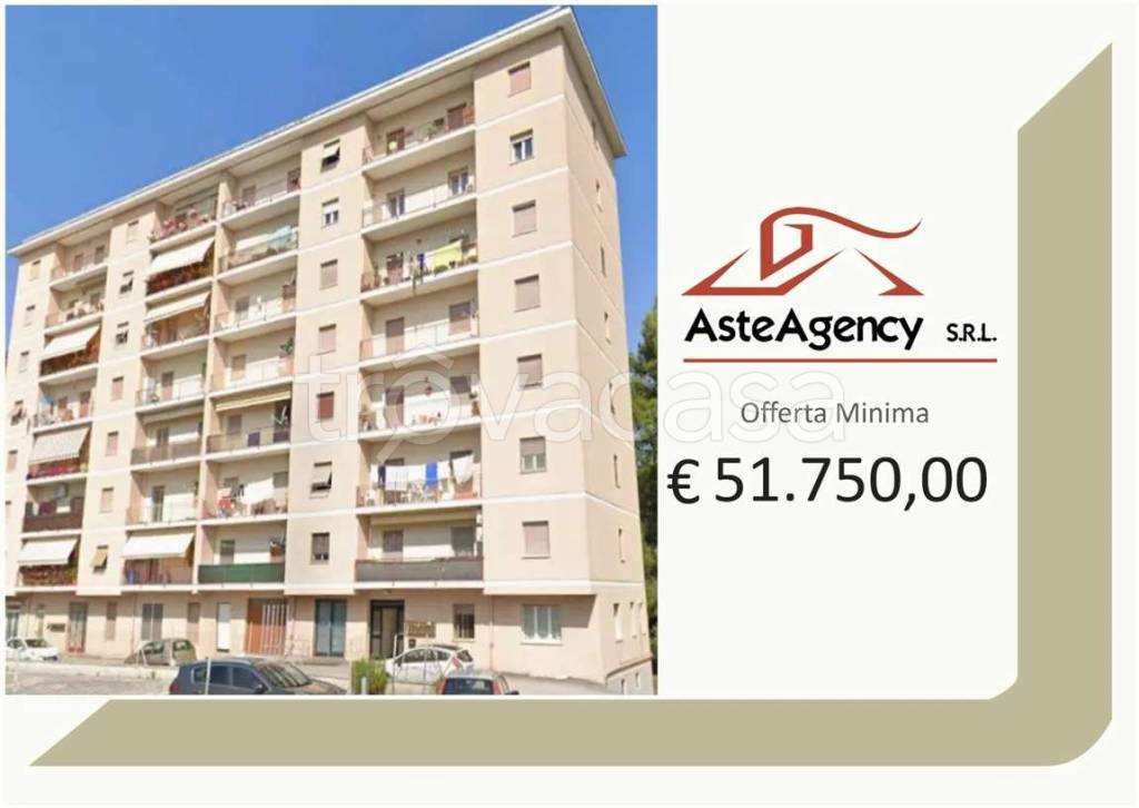 appartamento in vendita a Montecassiano in zona Valle Cascia