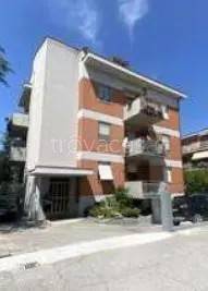 appartamento in vendita a Montecassiano in zona Sambucheto