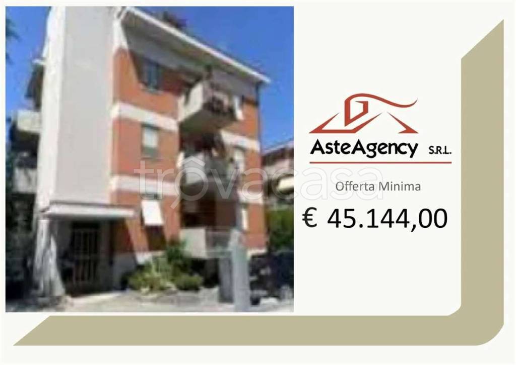 appartamento in vendita a Montecassiano in zona Sambucheto