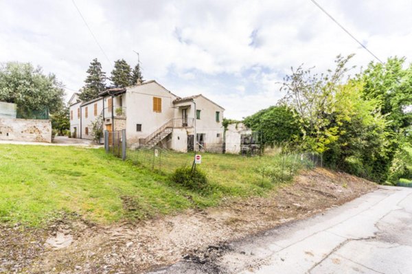 appartamento in vendita a Montecosaro