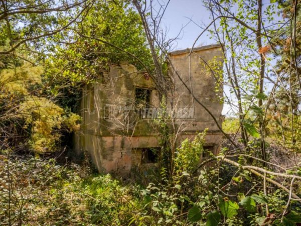 casa indipendente in vendita a Montecosaro