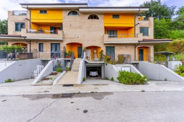 appartamento in vendita a Montecosaro