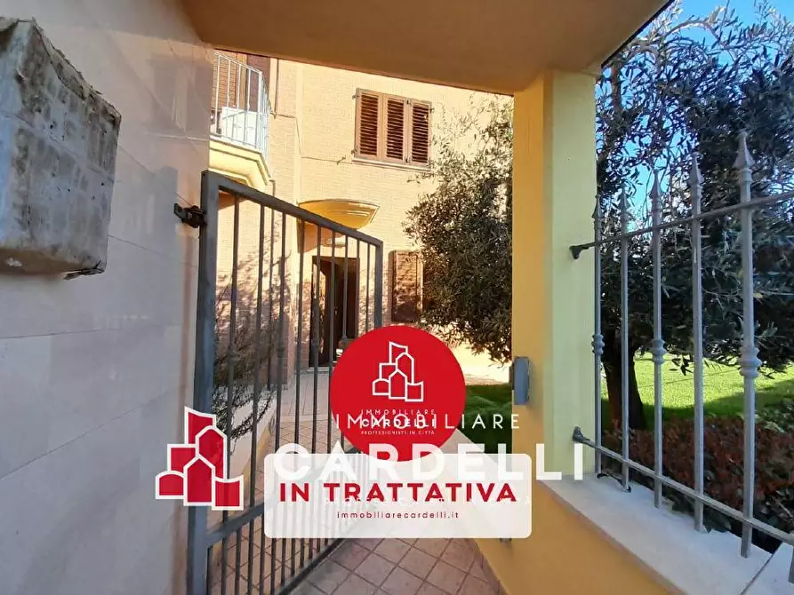 appartamento in vendita a Montecosaro in zona Borgo Stazione