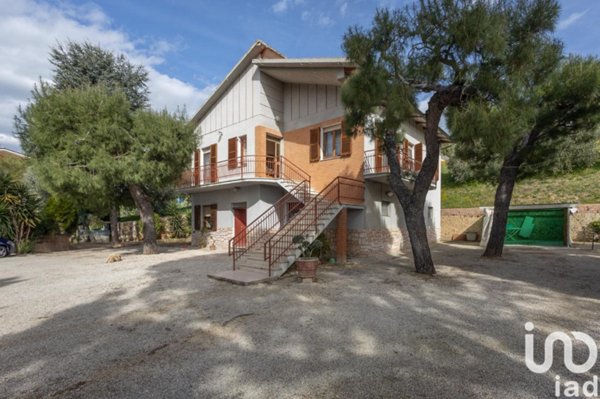 casa indipendente in vendita a Montecosaro