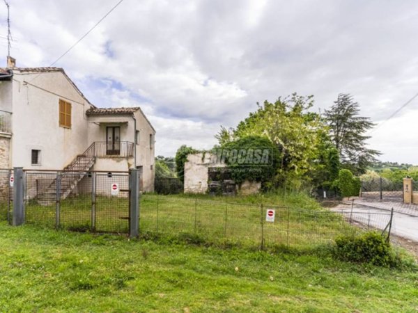 appartamento in vendita a Montecosaro