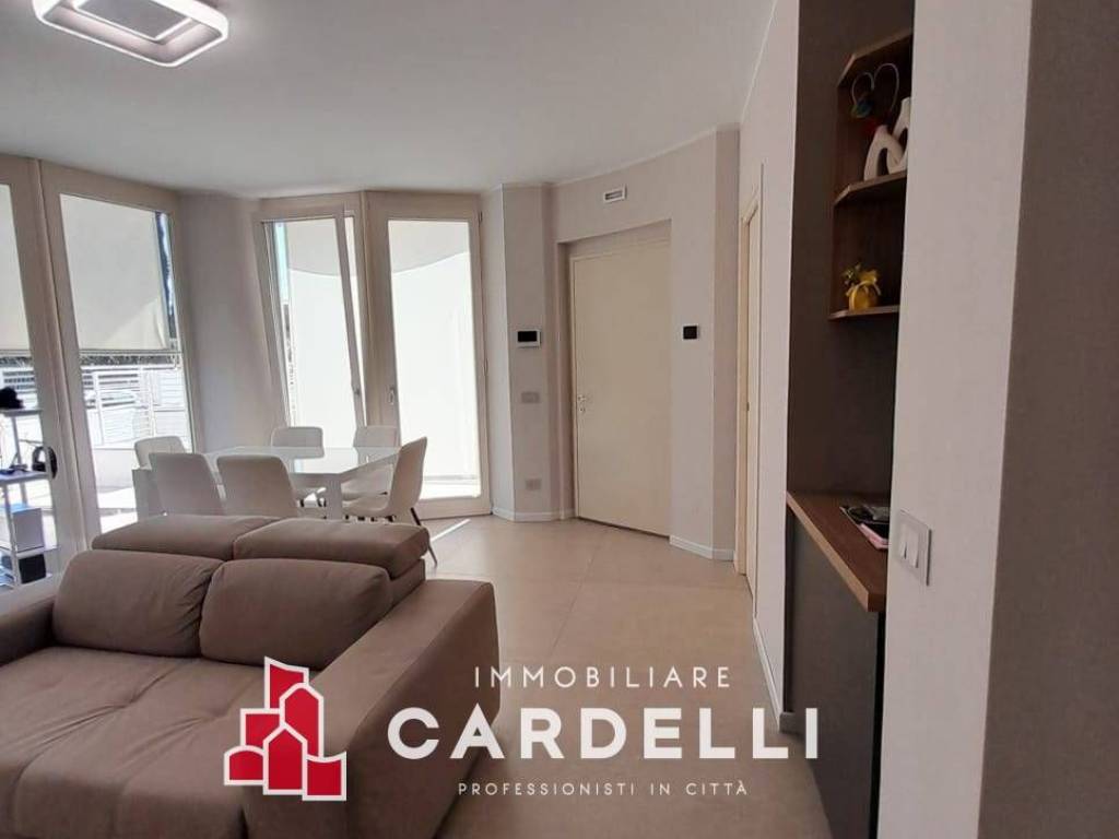 appartamento in vendita a Montecosaro in zona Borgo Stazione