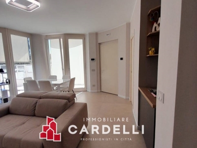 appartamento in vendita a Montecosaro in zona Borgo Stazione