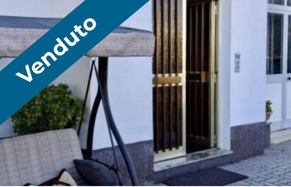 appartamento in vendita a Montecosaro in zona Borgo Stazione