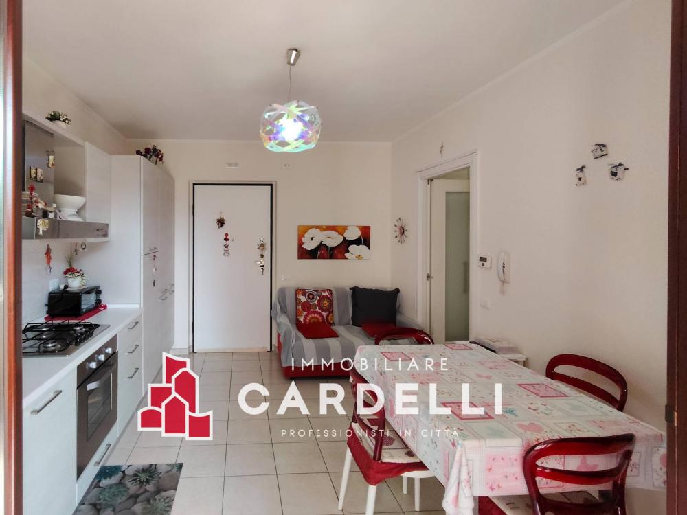 appartamento in vendita a Montecosaro in zona Borgo Stazione
