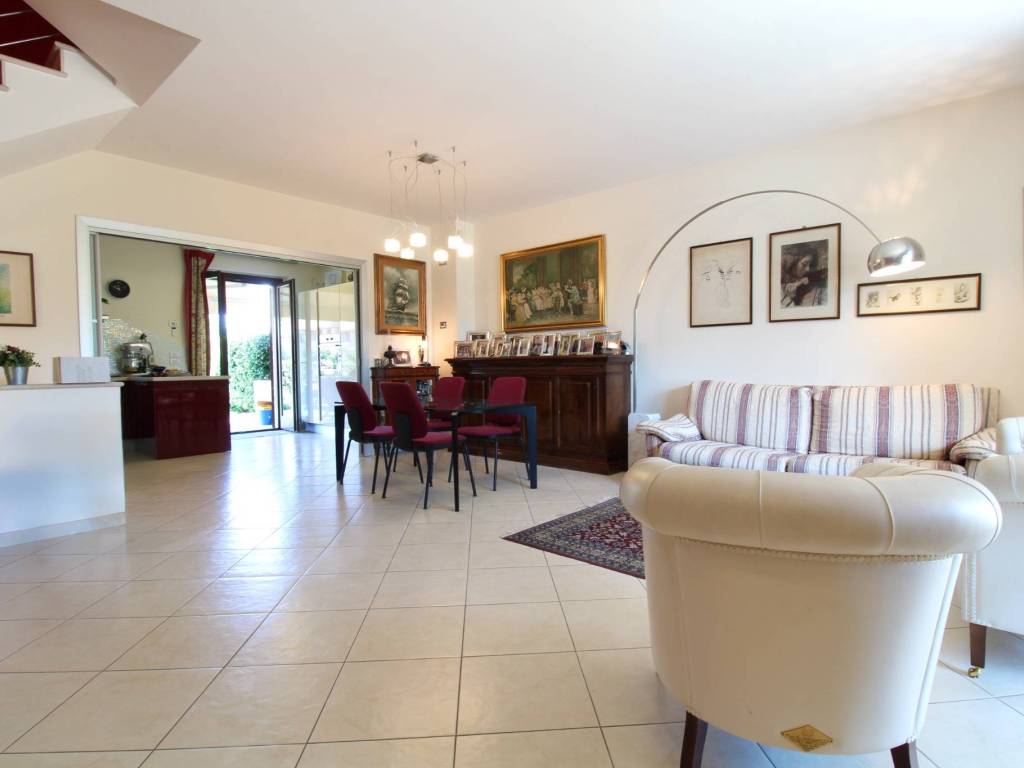 appartamento in vendita a Montecosaro