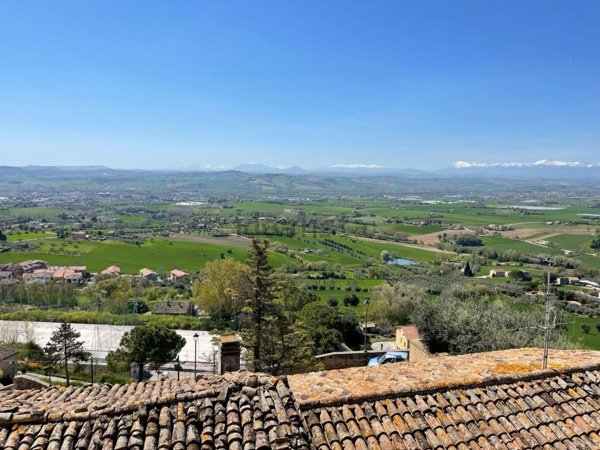 appartamento in vendita a Montecosaro