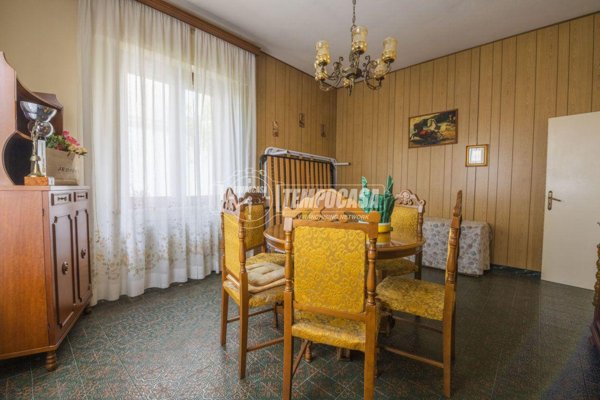 casa indipendente in vendita a Montecosaro in zona Borgo Stazione