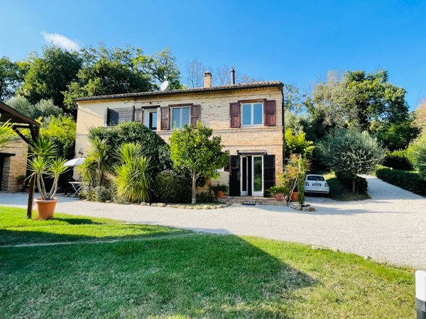 appartamento in vendita a Montecosaro