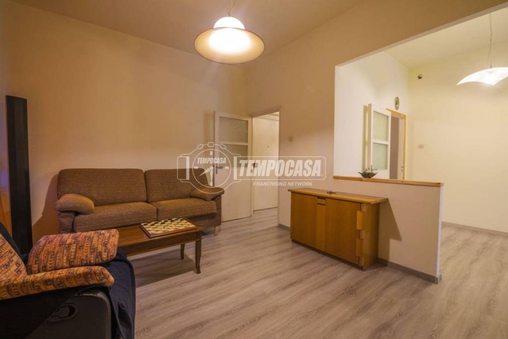 appartamento in vendita a Montecosaro in zona Borgo Stazione