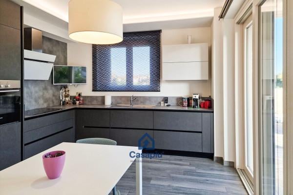 appartamento in vendita a Montecosaro in zona Borgo Stazione