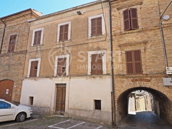 casa indipendente in vendita a Montecosaro