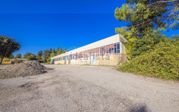 rudere in vendita a Montecosaro in zona Borgo Stazione