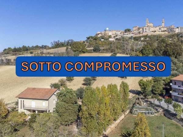 casa indipendente in vendita a Montecosaro in zona Borgo Stazione