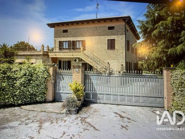 casa indipendente in vendita a Montecosaro