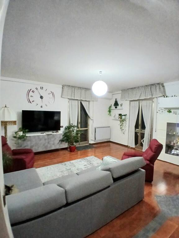 casa indipendente in vendita a Montecosaro