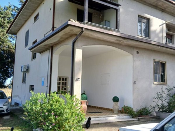 casa indipendente in vendita a Montecosaro