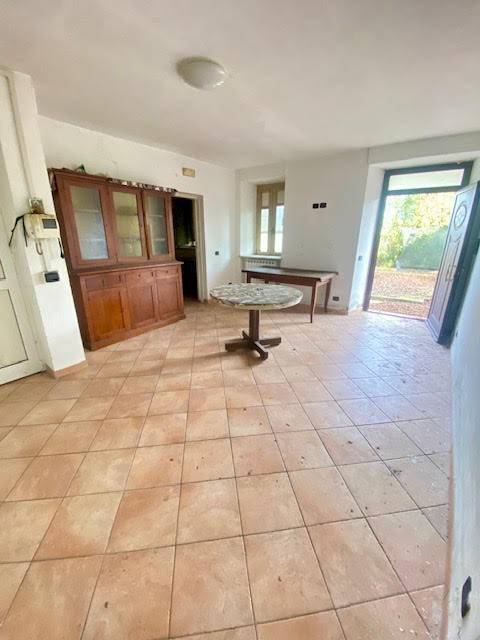 intera palazzina in vendita a Montecosaro