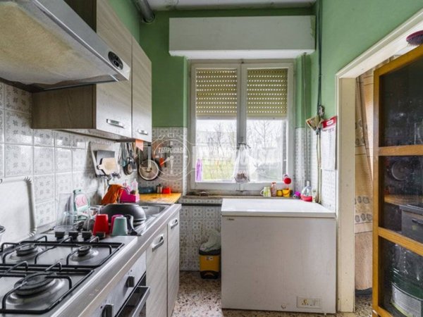 appartamento in vendita a Montecosaro in zona Borgo Stazione