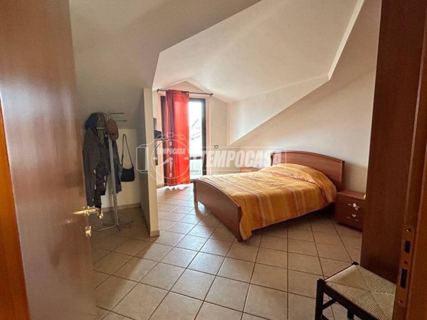 appartamento in vendita a Montecosaro in zona Borgo Stazione