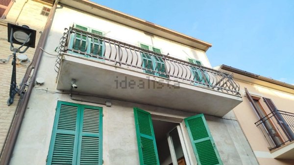 casa indipendente in vendita a Montecosaro