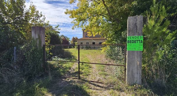 casa indipendente in vendita a Montecosaro in zona Borgo Stazione
