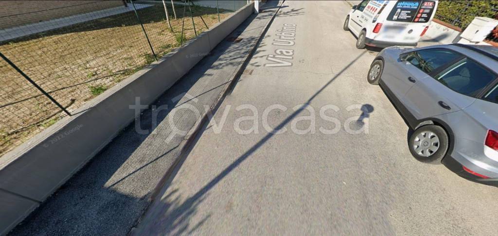 appartamento in vendita a Montecosaro in zona Borgo Stazione