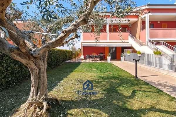 appartamento in vendita a Montecosaro in zona Borgo Stazione