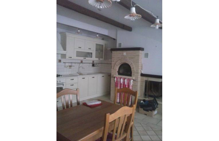 appartamento in vendita a Montecosaro in zona Borgo Stazione