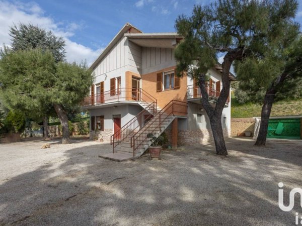 casa indipendente in vendita a Montecosaro